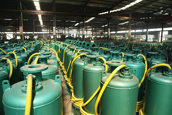 礦(kuàng)用隔爆型(xing)排汙排沙(sha)潛水電泵(beng)1250-180000